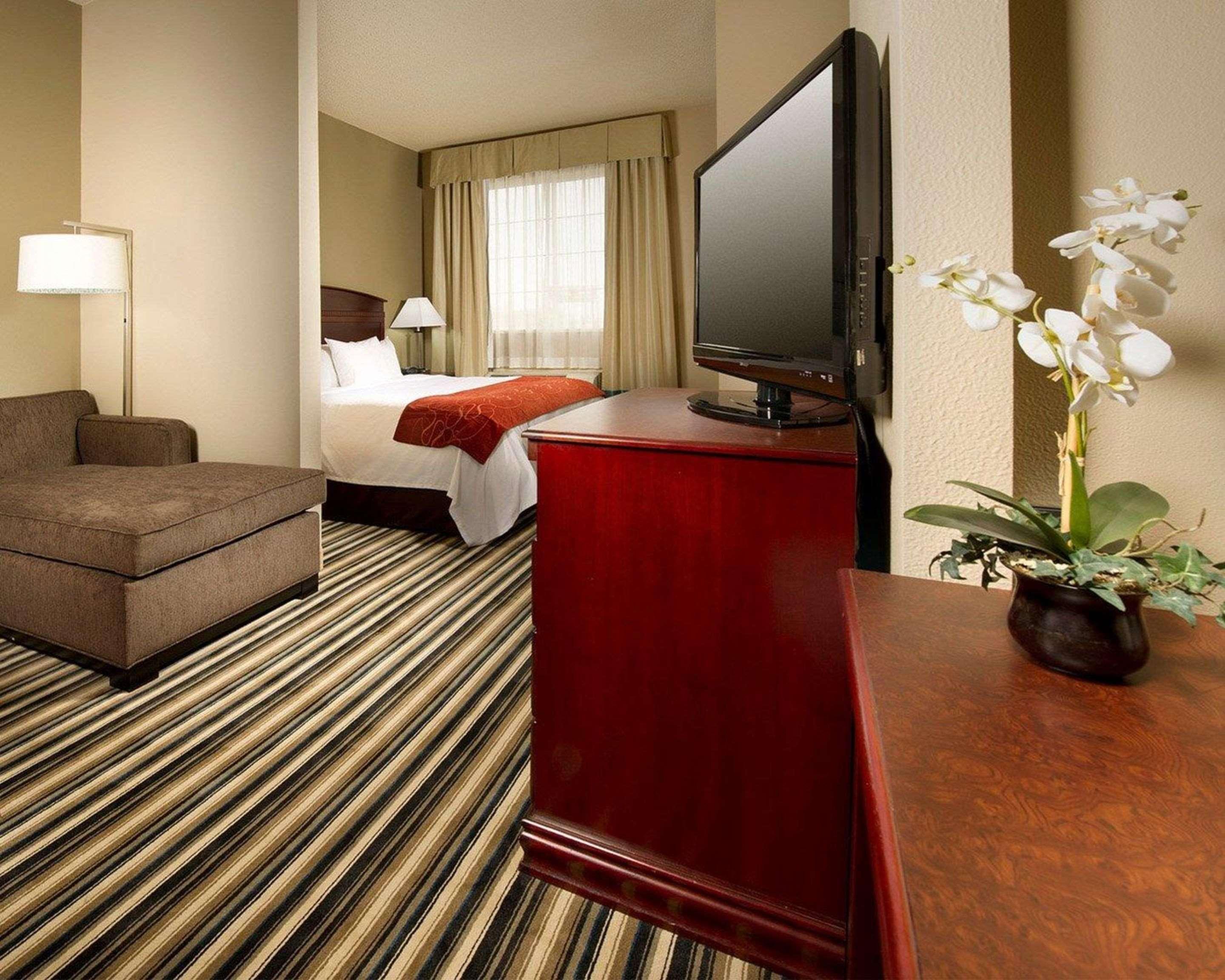Comfort Suites Waco North - Near University Area Екстериор снимка